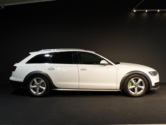 Audi A6 allroad 2 of 5