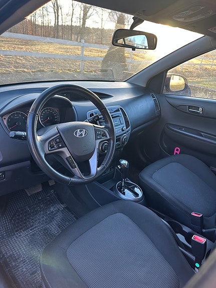 Hyundai i20 4 of 5