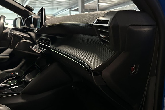 Peugeot 208 16 of 19