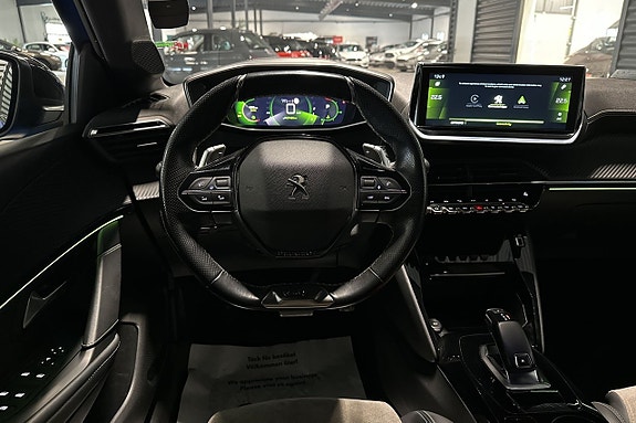 Peugeot 208 10 of 19