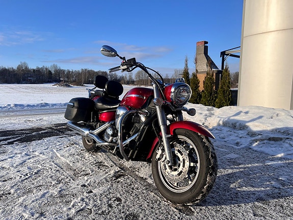 Yamaha XVS1300A Midnight Star 2 of 9