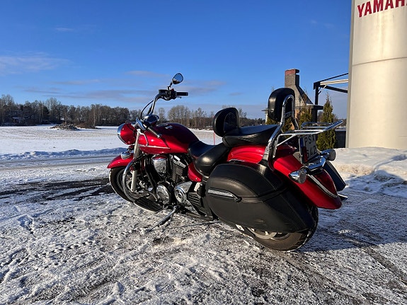 Yamaha XVS1300A Midnight Star 5 of 9
