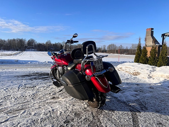Yamaha XVS1300A Midnight Star 4 of 9