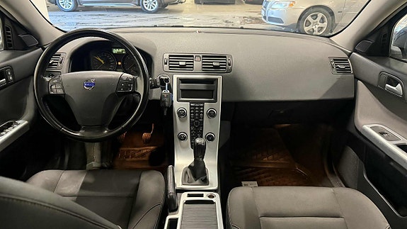 Volvo V50 13 of 16