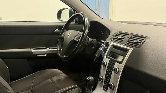 Volvo V50 10 of 16