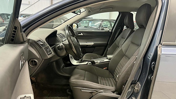 Volvo V50 11 of 16