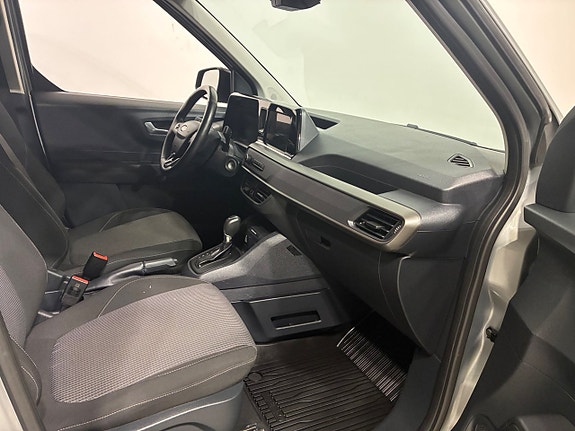 Ford Transit Courier 4 of 5