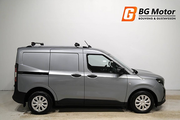Ford Transit Courier 2 of 5