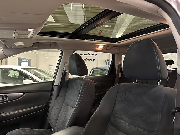 Nissan X-Trail 9 of 13