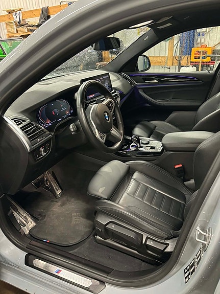BMW X4 9 of 15