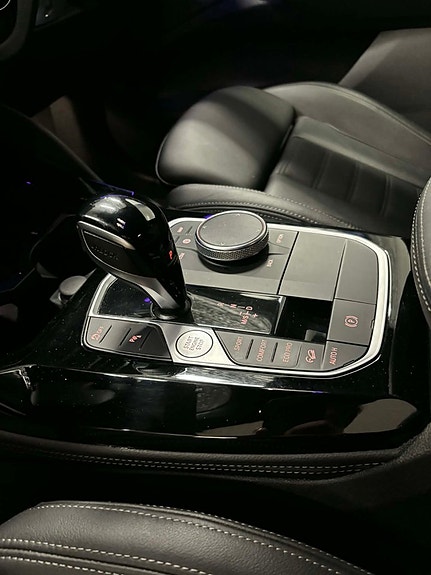 BMW X4 12 of 15