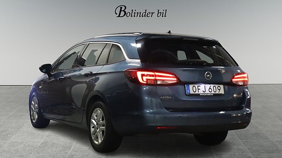 Opel Astra 4 of 5