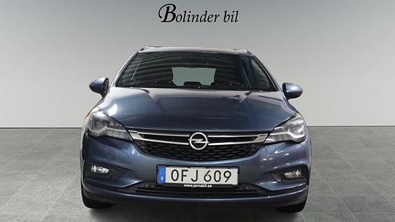 Opel Astra 2 of 5
