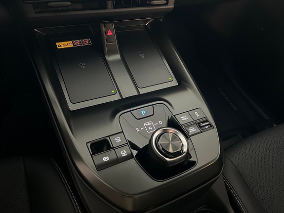 Subaru Solterra 13 of 17