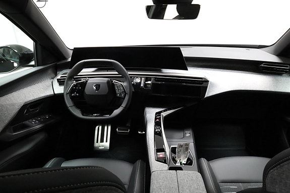 Peugeot 5008 3 of 5