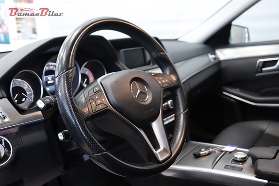 Mercedes-Benz E220 12 of 22