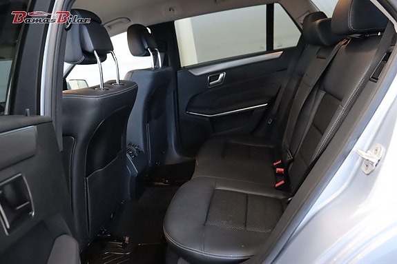 Mercedes-Benz E220 16 of 22