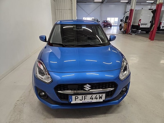 Suzuki Swift 2 of 10