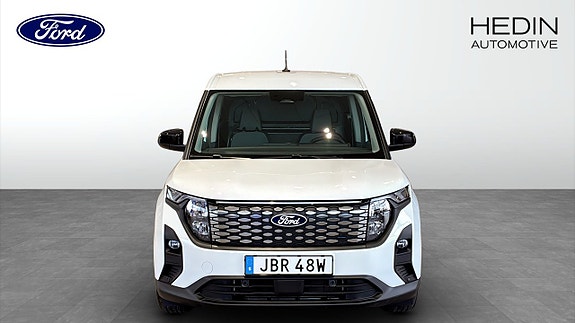 Ford E-Courier 8 of 12
