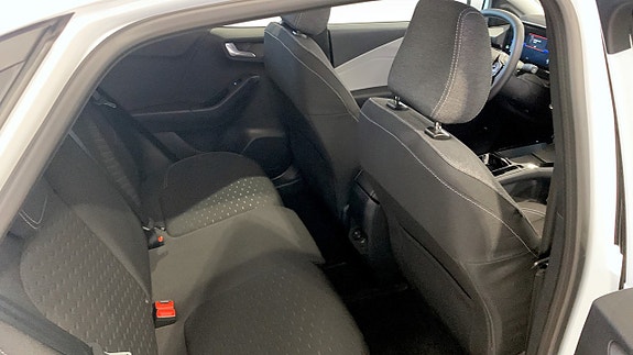 Ford Puma 5 of 5