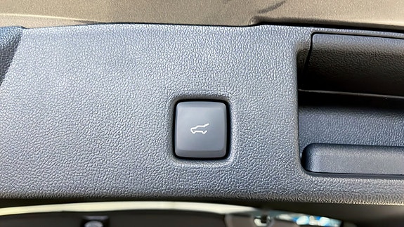 Ford Kuga 11 of 12