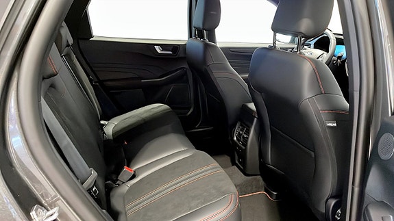 Ford Kuga 5 of 12