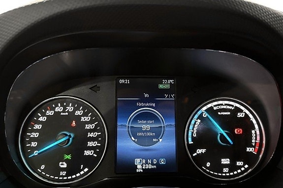 Mercedes-Benz eCitan 13 of 18