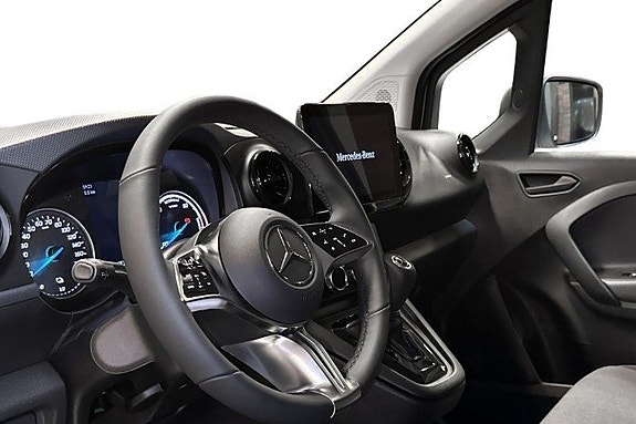 Mercedes-Benz eCitan 10 of 18