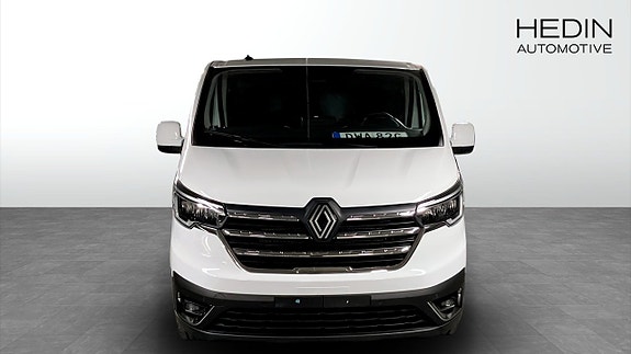 Renault Trafic 8 of 9