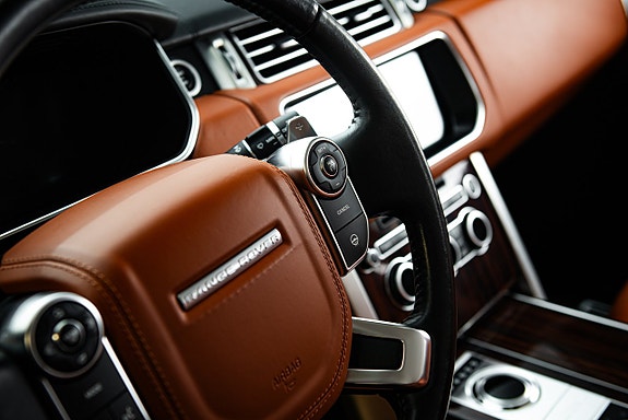 Land Rover Range Rover 22 of 30