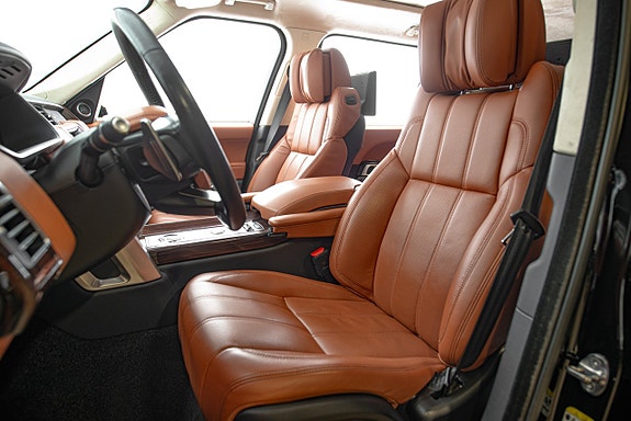 Land Rover Range Rover 14 of 30