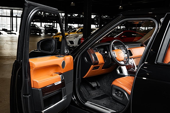 Land Rover Range Rover 10 of 30