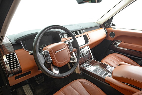 Land Rover Range Rover 12 of 30