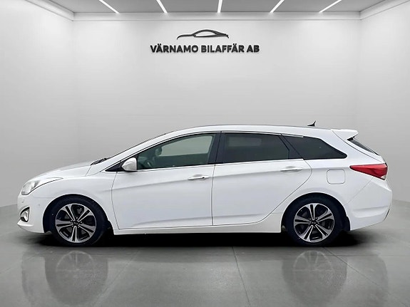 Hyundai i40 2 of 20