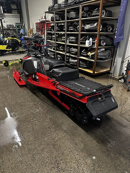 Lynx Brutal RE 850 E-TEC 2 of 4