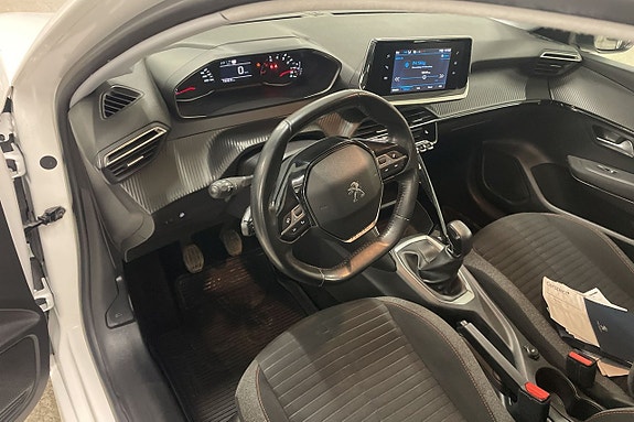 Peugeot 208 7 of 15