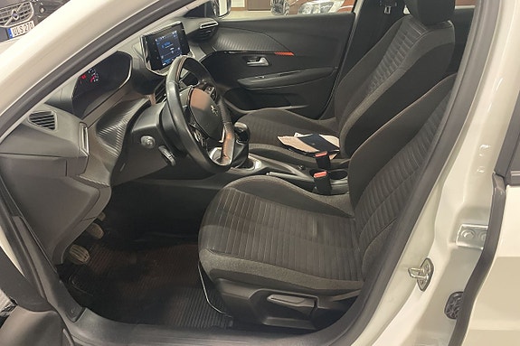 Peugeot 208 6 of 15