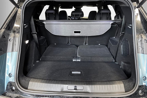 Peugeot e-5008 9 of 12