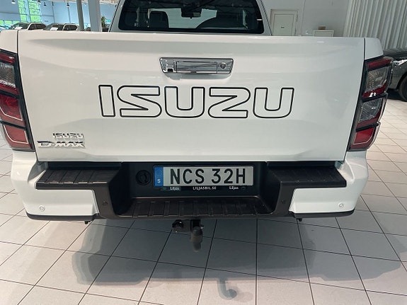 Isuzu D-max 9 of 13