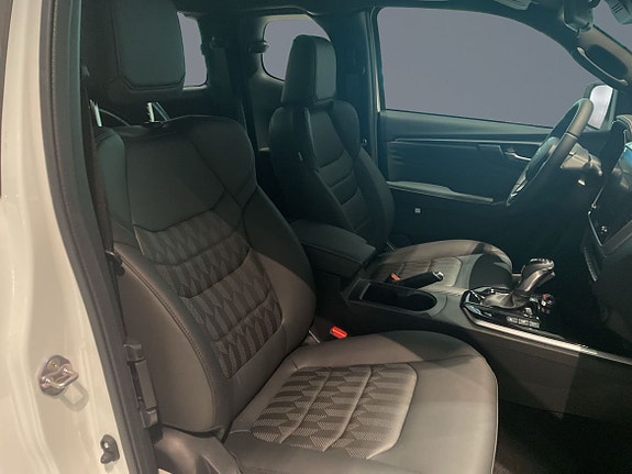 Isuzu D-max 6 of 13