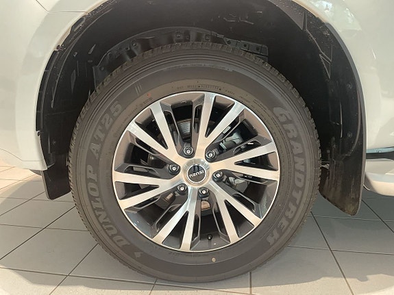 Isuzu D-max 10 of 13