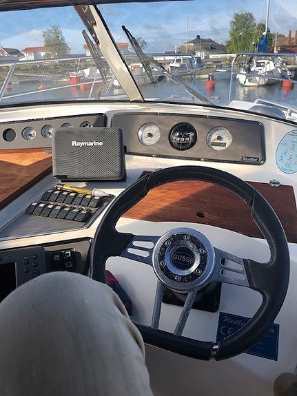 Walkaround – Westline 24 WA med Volvo Penta 4.3 GXI-2006 4 of 12