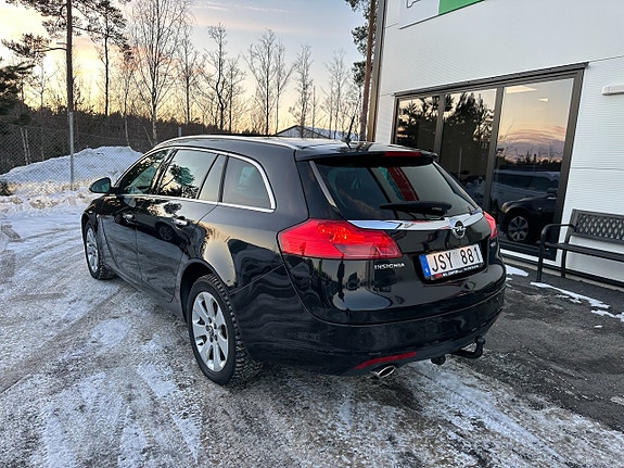 Opel Insignia 4 of 5