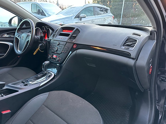 Opel Insignia 12 of 21