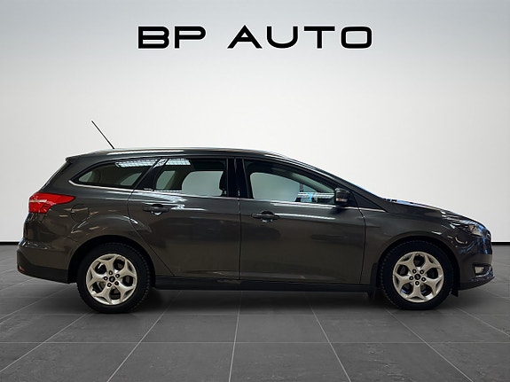 Ford Focus 7 of 22