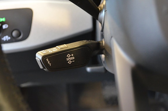Audi A4 15 of 24