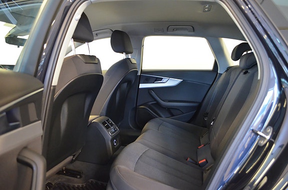 Audi A4 21 of 24