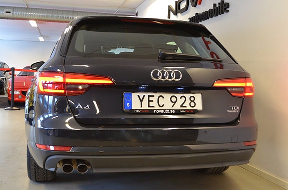 Audi A4 7 of 24
