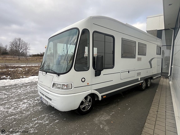 Niesmann Flair 7100 2 of 26