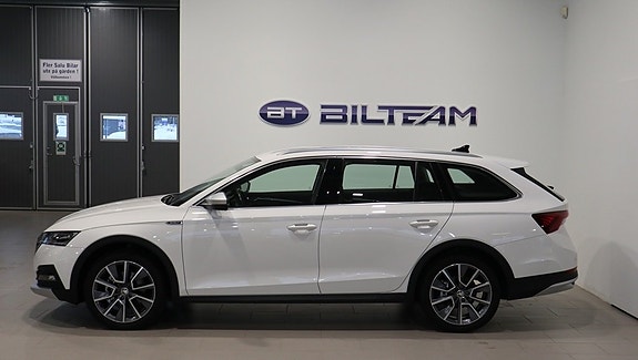 Skoda Octavia 2 of 5